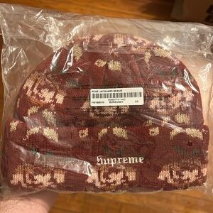 Supreme Rose Jacquard Beanie